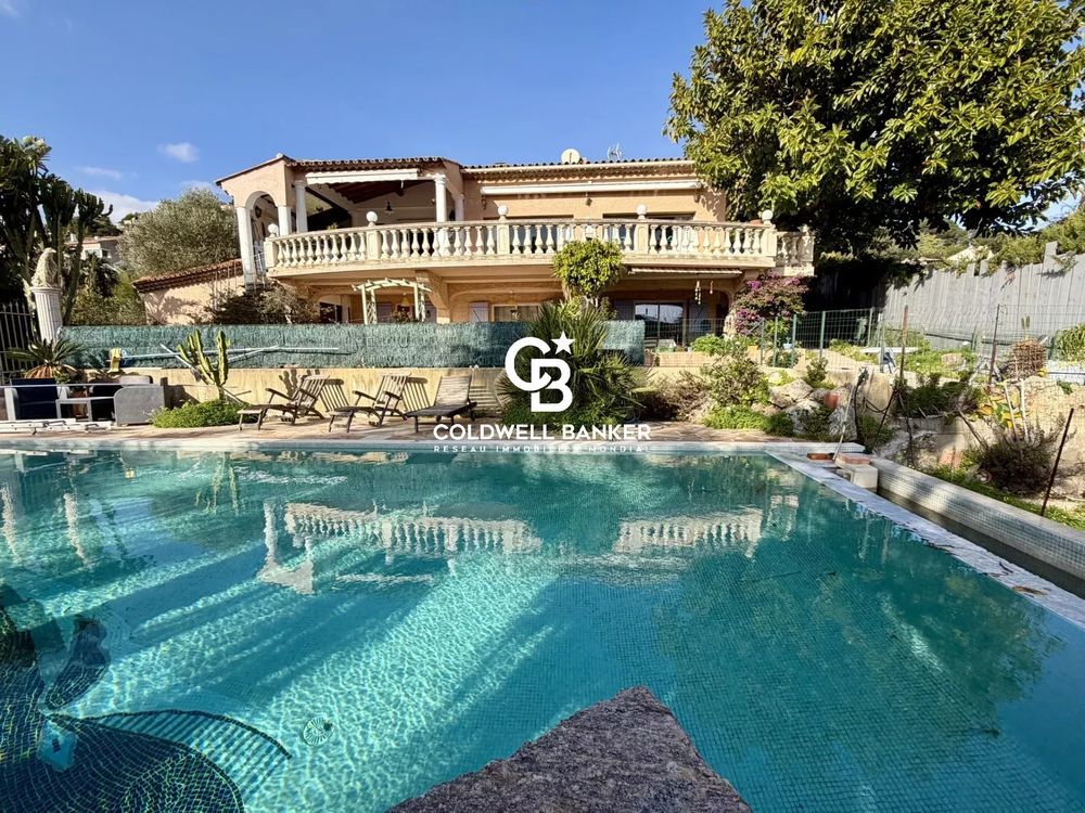 � vendre  Maison Cavalaire-sur-Mer (83240)