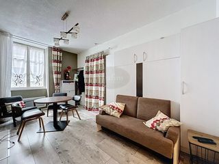  Immeuble � vendre 9 pi�ces 180 m�