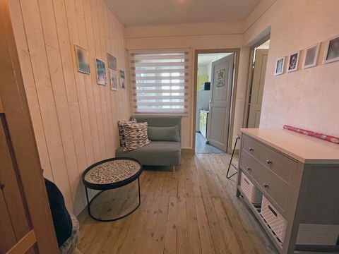   Charmant appartement T1 r�nov�  38 m� env.  Vue imprenable Appartement - 1 pi�ce(s) - 38 m�