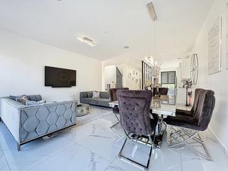  Maison � vendre 8 pi�ces 235 m�