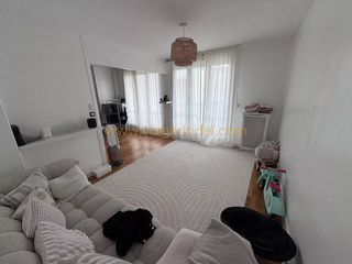  Appartement � vendre 5 pi�ces 88 m�