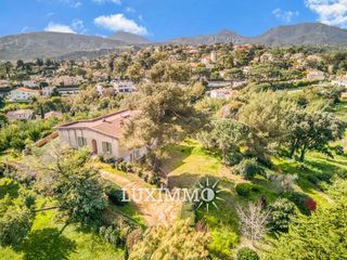  Maison � vendre 8 pi�ces 260 m�