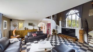  Maison � vendre 8 pi�ces 290 m�