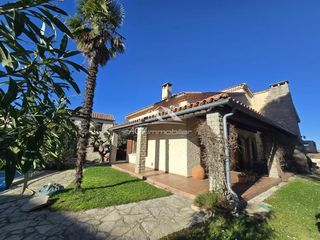  Maison � vendre 11 pi�ces 200 m�