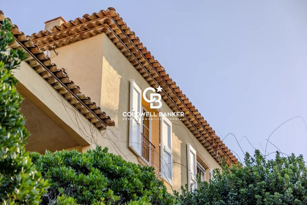 � vendre  Villa Rayol-Canadel-sur-Mer (83820)