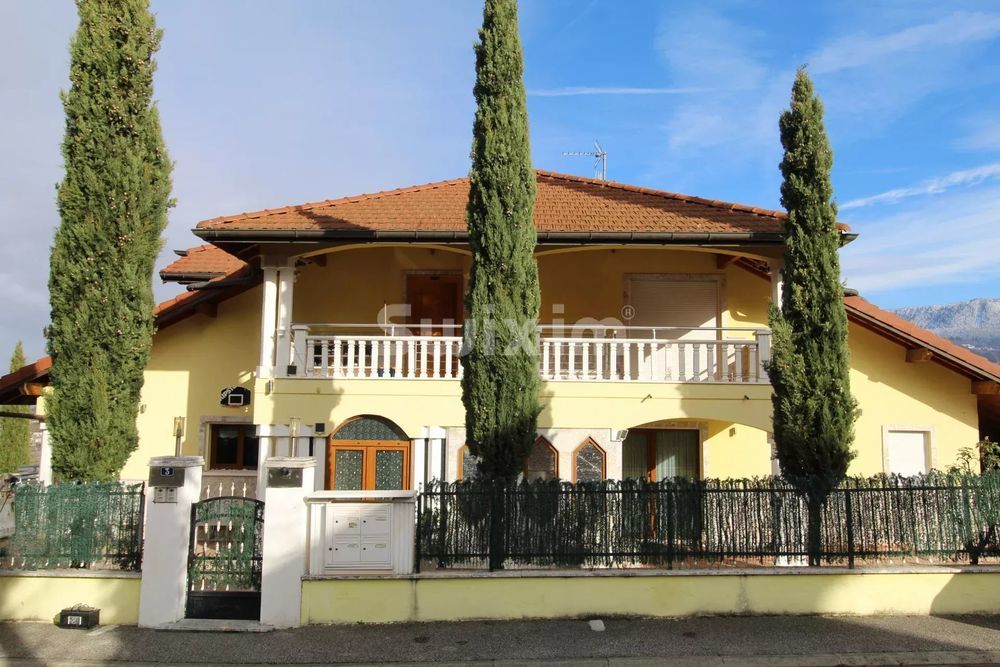 � vendre  Maison V�traz-Monthoux (74100)