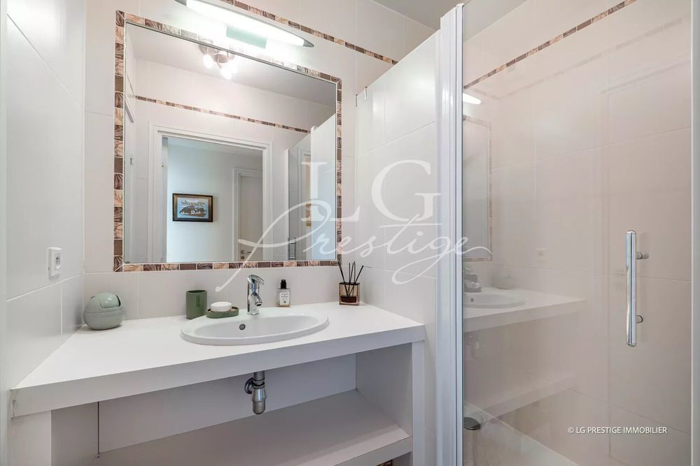 � vendre  Appartement Mandelieu-la-Napoule (06210)