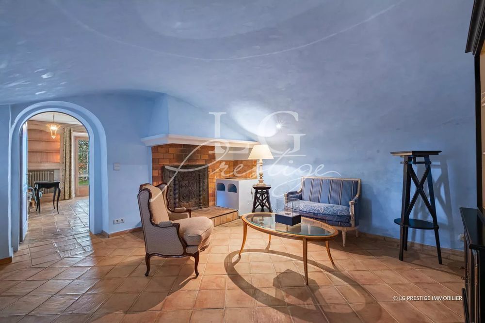 � vendre  Villa Grasse (06130)