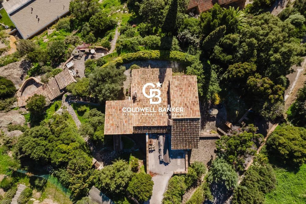 � vendre  Maison Rayol-Canadel-sur-Mer (83820)