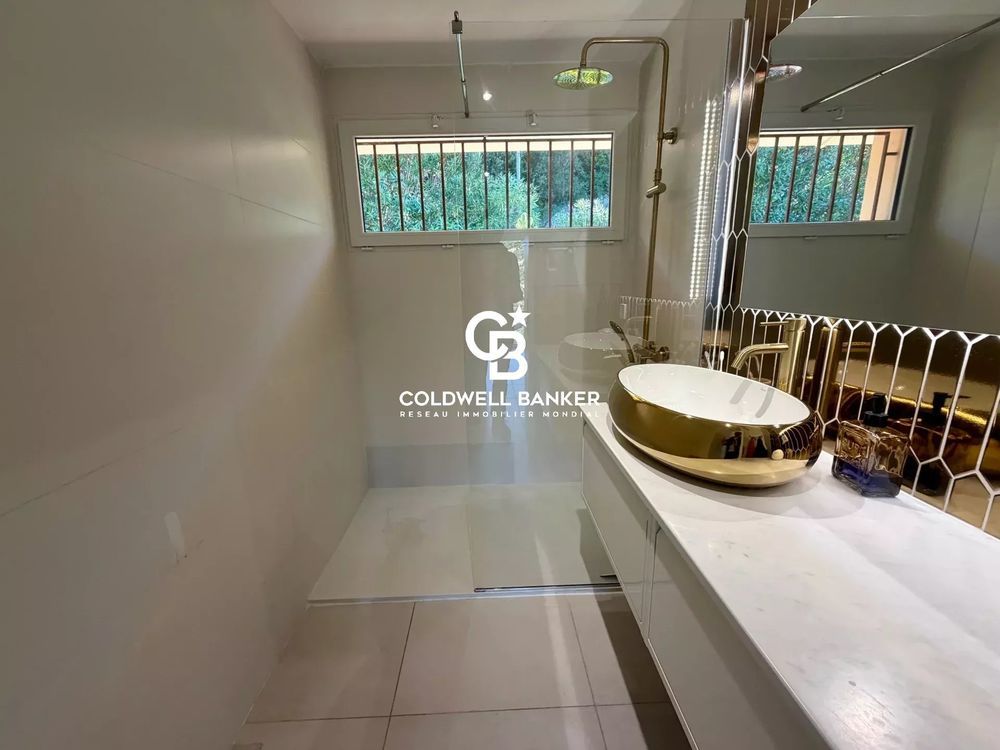 � vendre  Maison Cavalaire-sur-Mer (83240)