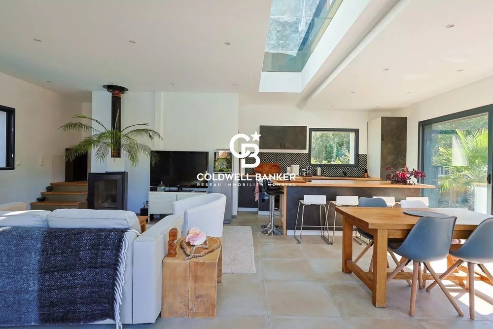 � vendre  Maison Cogolin (83310)