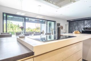  Villa � vendre 8 pi�ces 220 m�