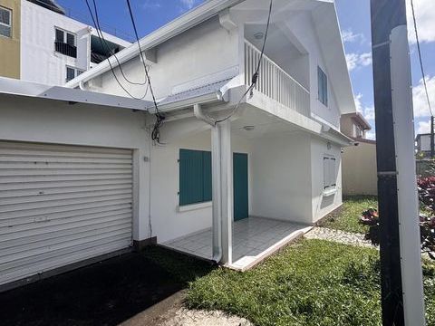   Maison - 5 pi�ces - 90 m� Maison - 5 pi�ce(s) - 90 m�