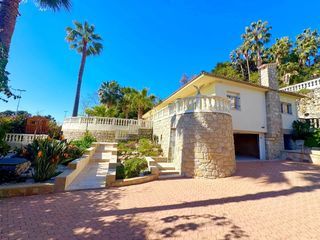  Maison � vendre 10 pi�ces 225 m�