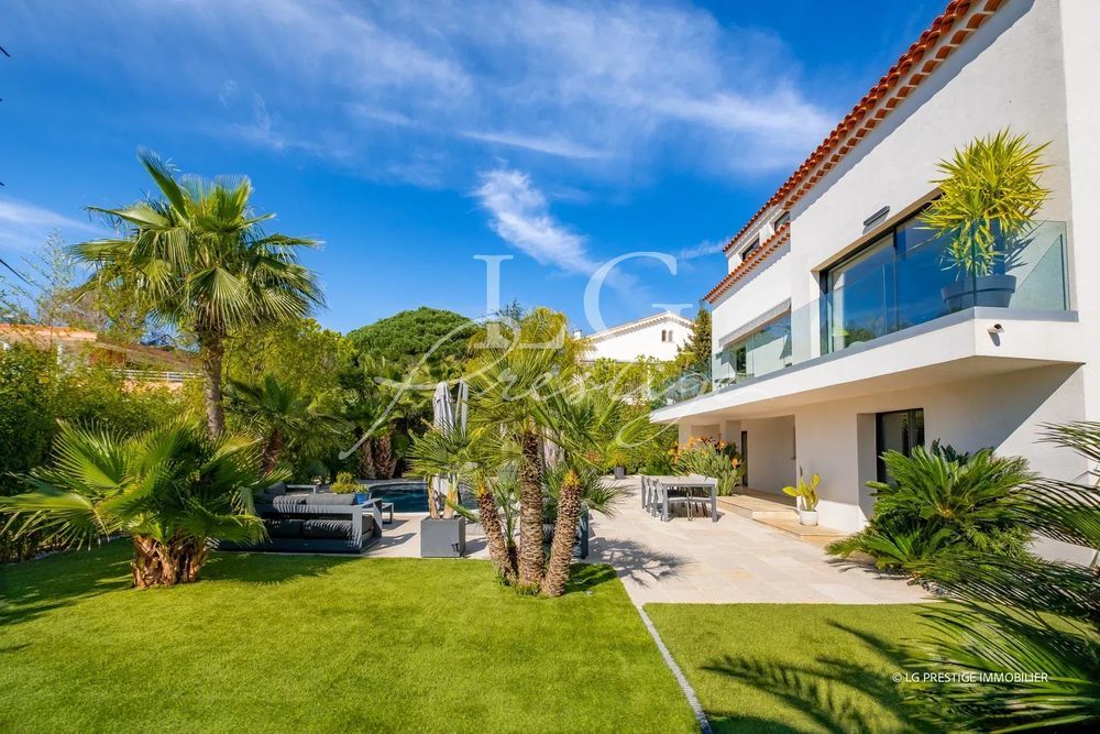 � vendre  Villa Mandelieu-la-Napoule (06210)