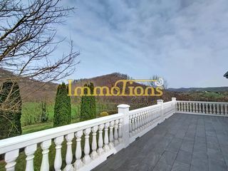  Maison � vendre 7 pi�ces 205 m�