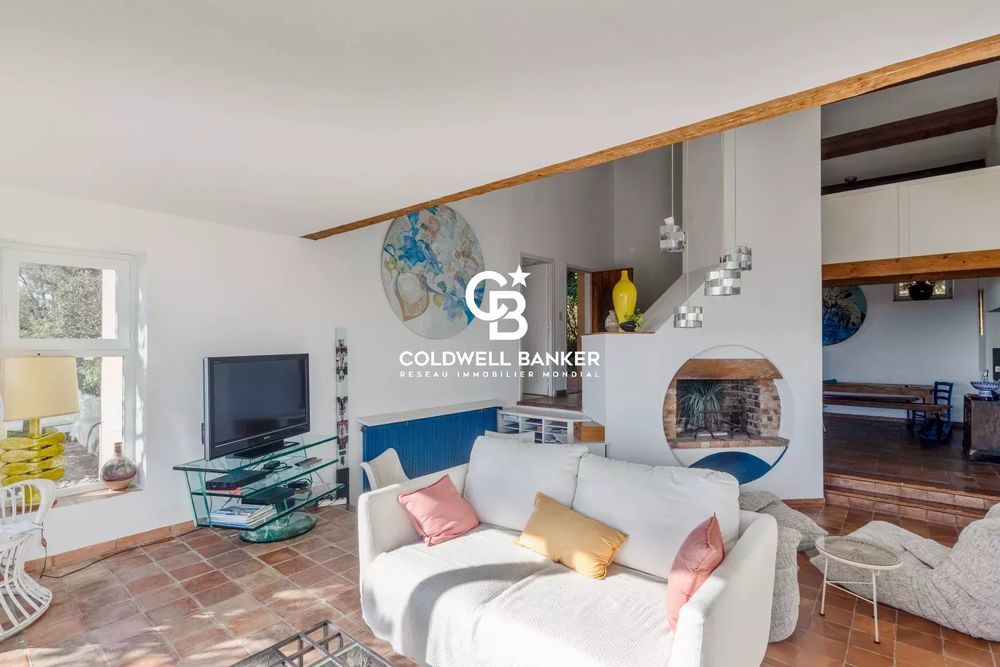 � vendre  Maison Rayol-Canadel-sur-Mer (83820)