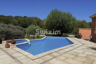  Maison � vendre 8 pi�ces 219 m�