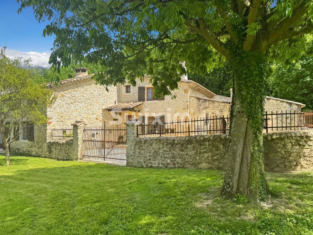 � vendre  Maison Mont�limar (26200)