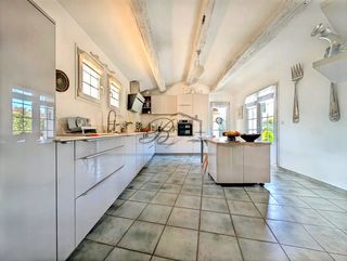  Maison � vendre 7 pi�ces 206 m�