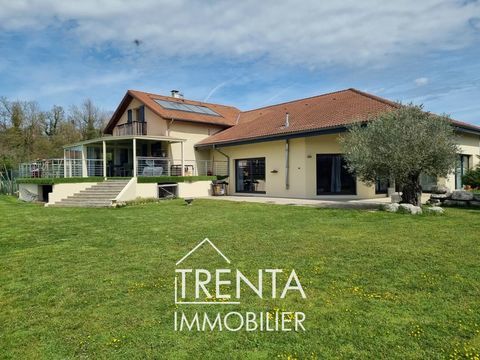   Maison � vendre de 200m� sur la commune de Sillans Maison - 5 pi�ce(s) - 200 m�