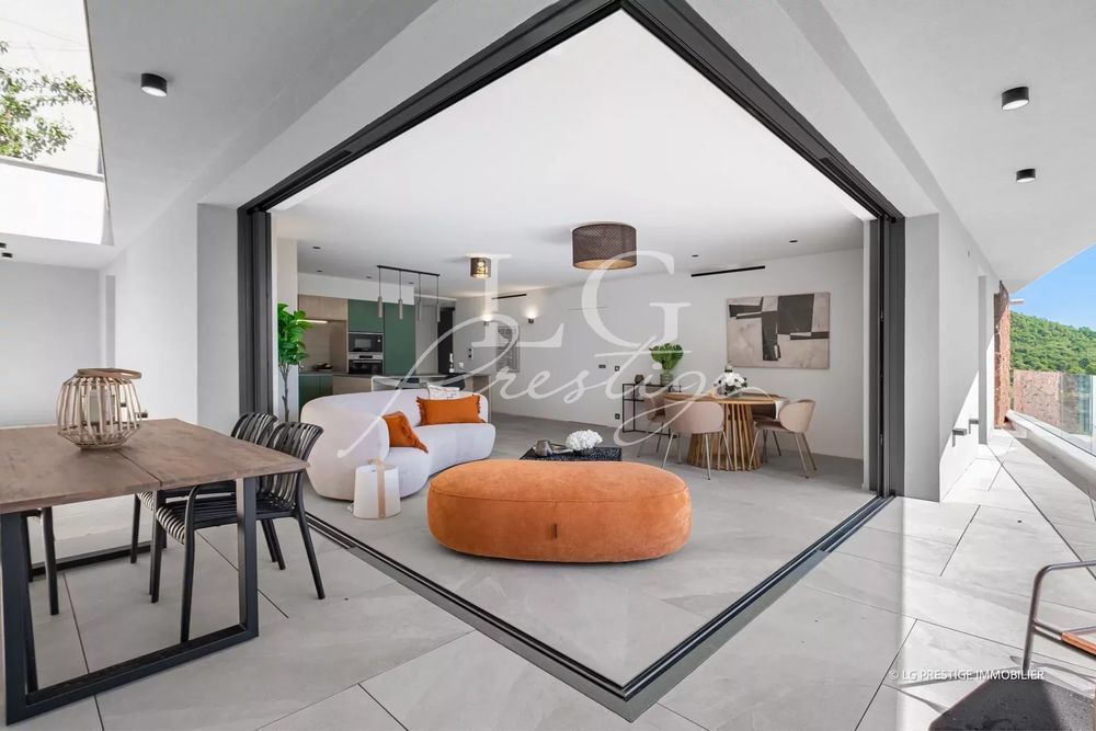   Les Adrets-de-l'Est�rel (83600)