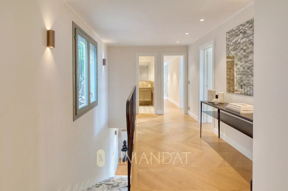 � vendre  Maison Roquebrune-Cap-Martin (06190)