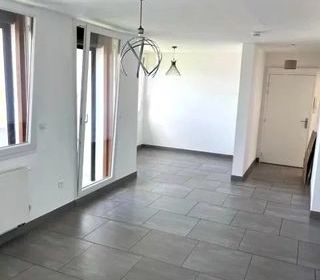  Appartement � vendre 3 pi�ces 73 m�