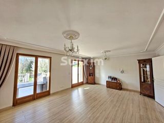  Appartement � vendre 7 pi�ces 156 m�