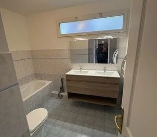  Appartement � louer 4 pi�ces 85 m�