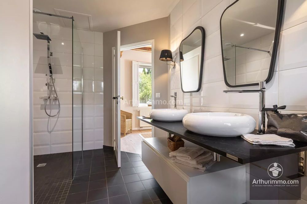 � vendre  Villa Clepp� (42110)