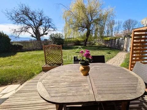   Maison d'environ 145 m� Maison - 9 pi�ce(s) - 148 m�