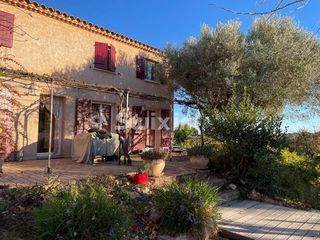  Maison � vendre 10 pi�ces 240 m�