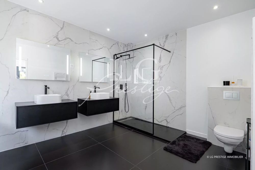 � vendre  Villa Mandelieu-la-Napoule (06210)