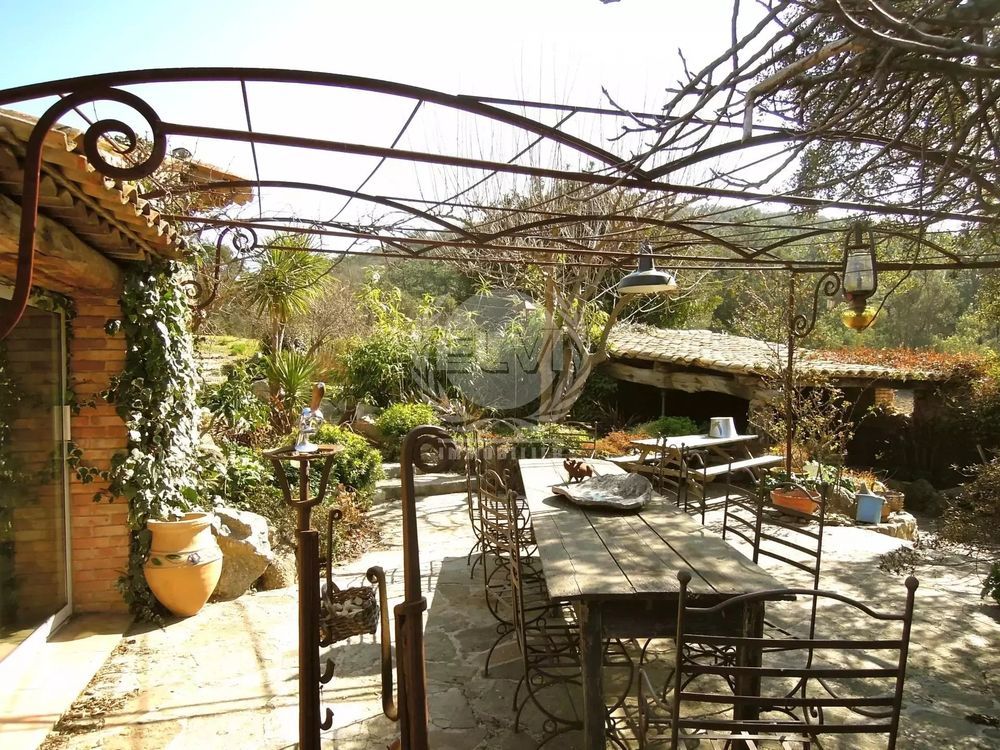 � vendre  Maison Le Plan-de-la-Tour (83120)