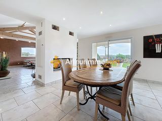  Villa � vendre 6 pi�ces 233 m�