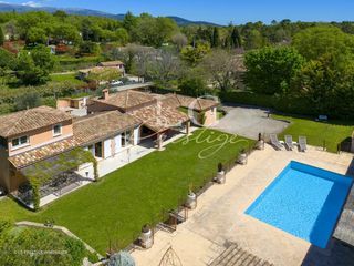  Maison � vendre 10 pi�ces 230 m�