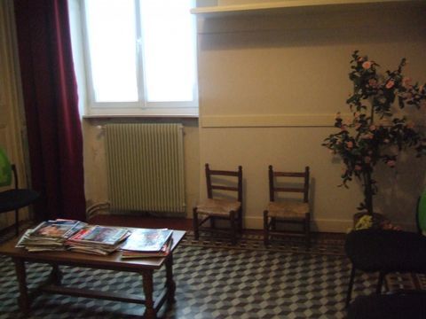 Local professionnel 598 26400 Crest