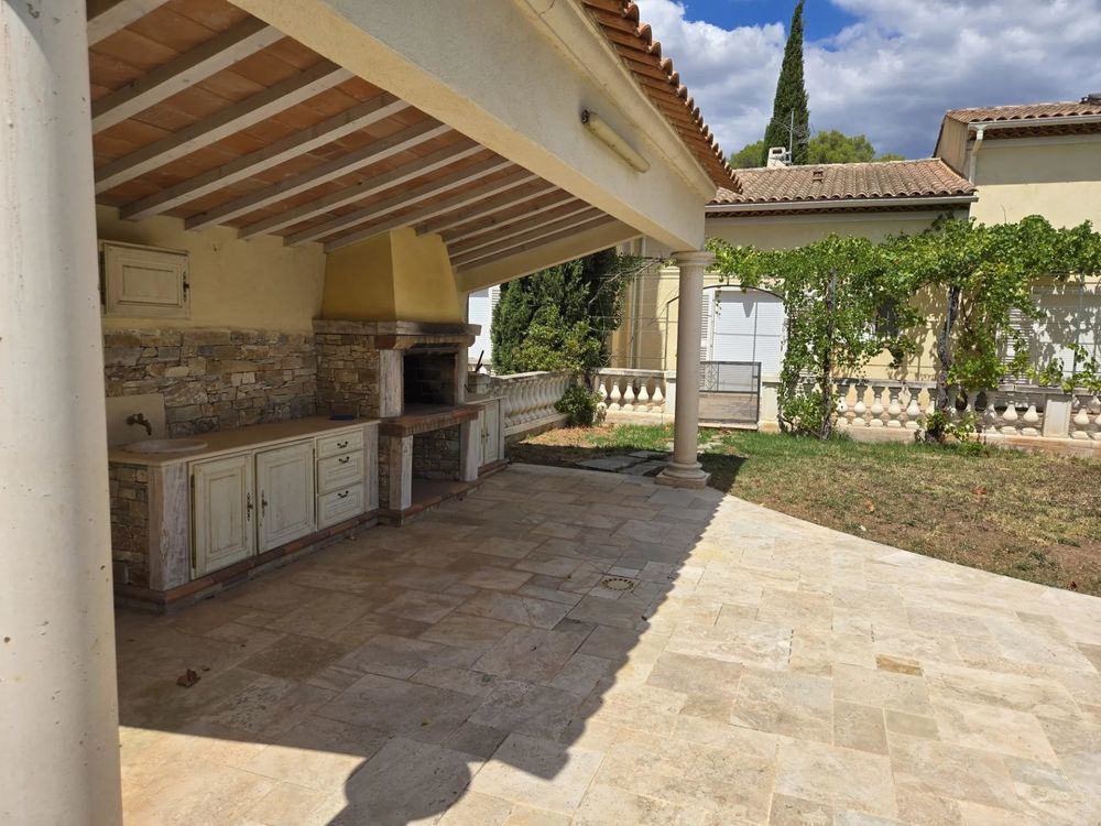 � vendre  Maison Solli�s-Pont (83210)