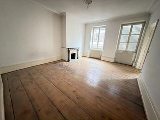  Immeuble � vendre 15 + pi�ces 1205 m�