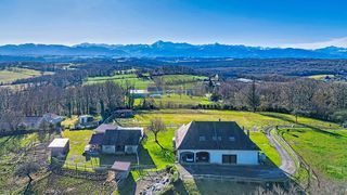  Villa � vendre 9 pi�ces 278 m�