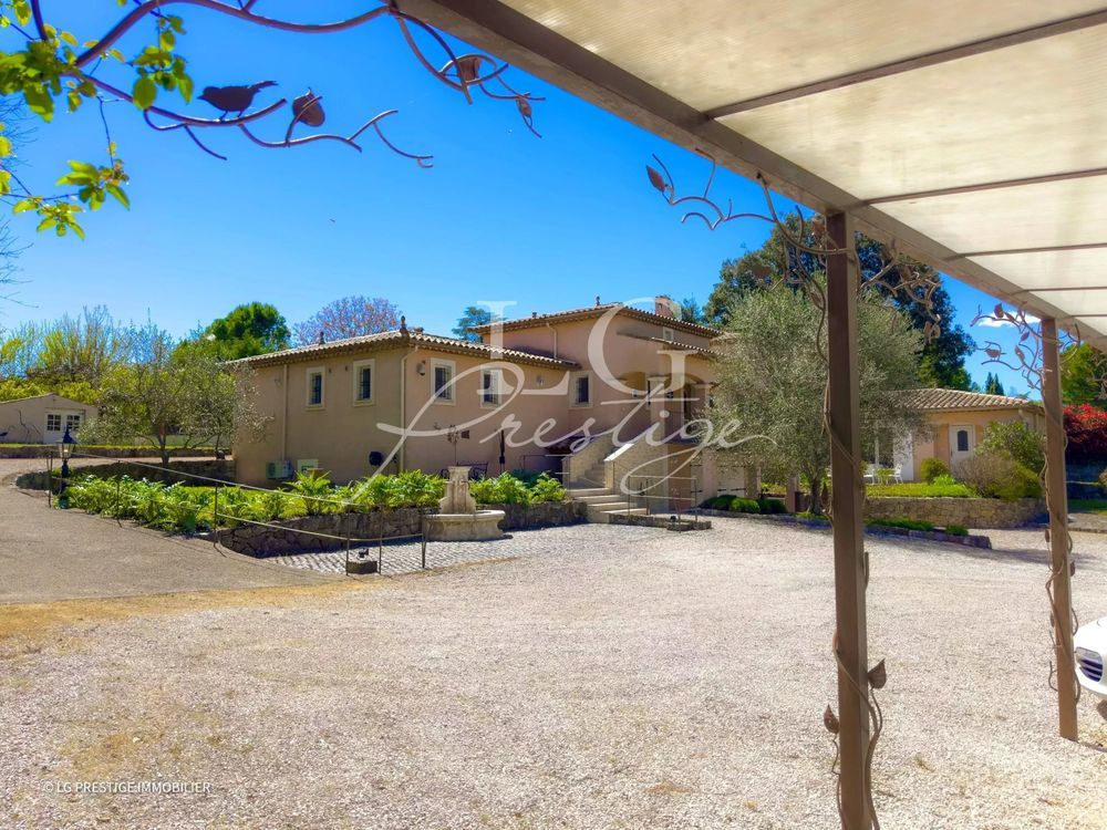 � vendre  Maison Montauroux (83440)