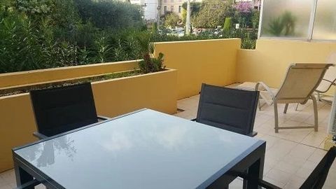   Charmant 2 Pi�ces avec Terrasse et Garage Appartement - 2 pi�ce(s) - 40 m�