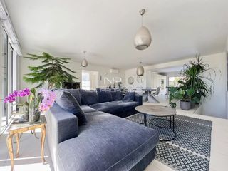  Maison � vendre 8 pi�ces 270 m�