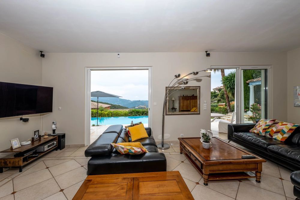 � vendre  Maison Falicon (06950)