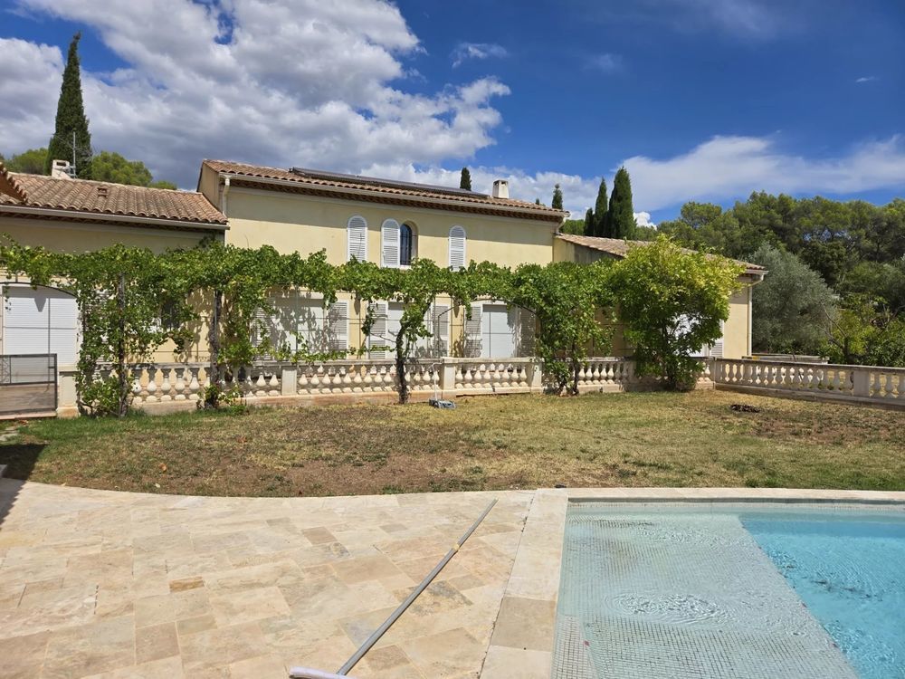 � vendre  Maison Solli�s-Pont (83210)