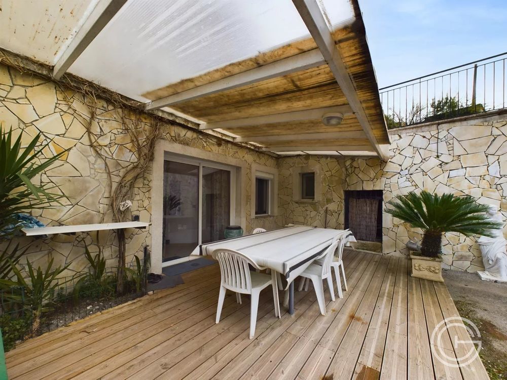 � vendre  Maison Contes (06390)