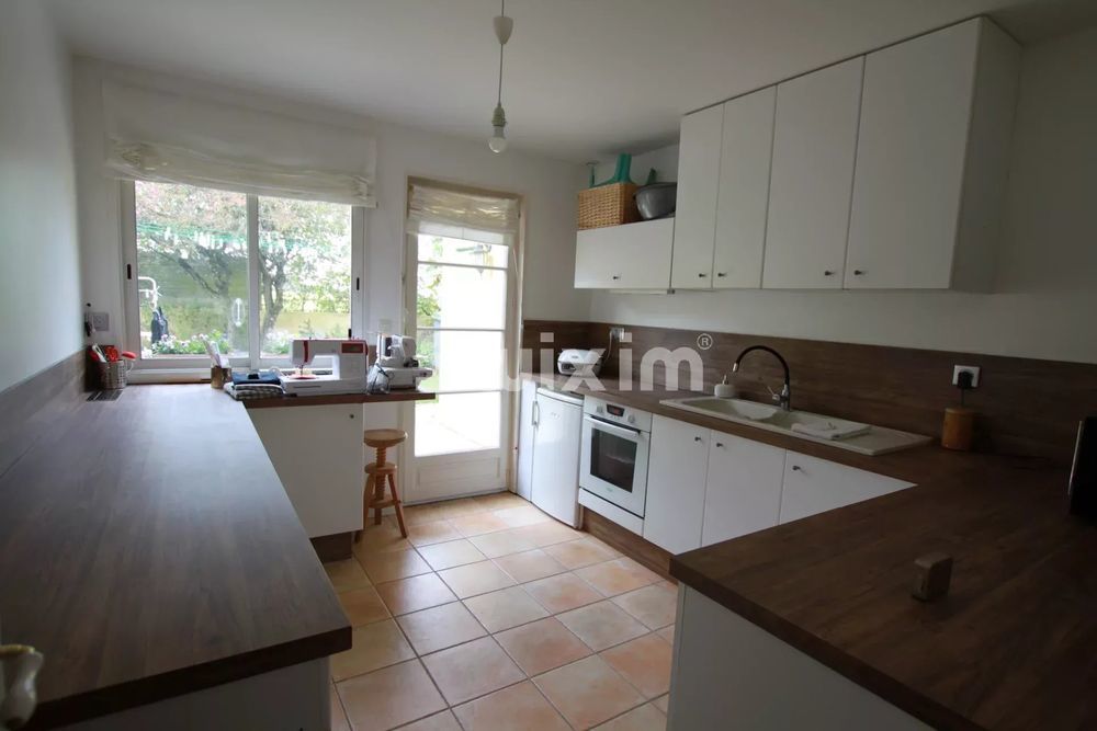 � vendre  Maison Vienne (38200)