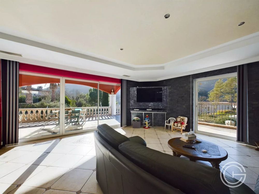 � vendre  Maison Contes (06390)