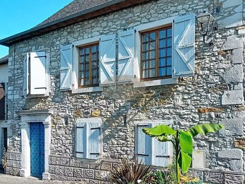  Maison, grange, vue Pyr�n�es Maison - 3 pi�ce(s) - 108 m�